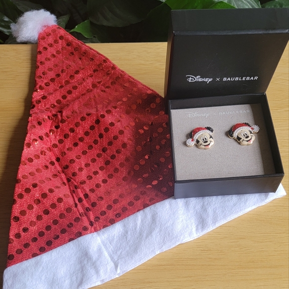 Disney & Baublebar Santa Mickey stud earrings with New Santa sequin hat. NWT* - Picture 6 of 6